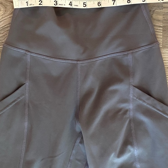 P’tula Alainah III Pocket Legging Women’s size Small Plum Gray Color Soft! - Picture 3 of 6